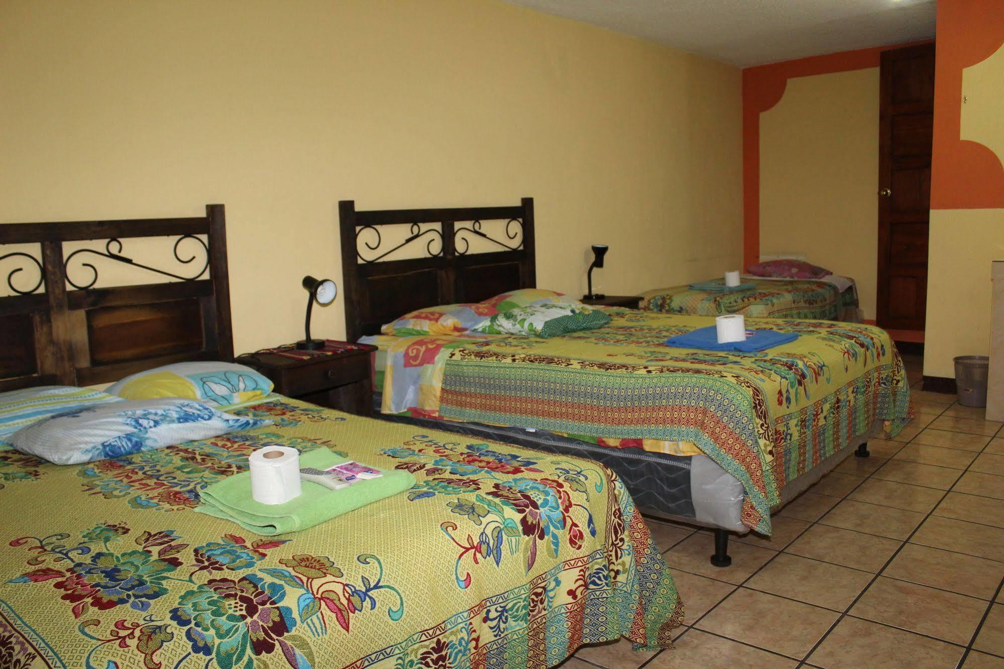 Hotel Kasa Kamelot Quetzaltenango Exteriér fotografie
