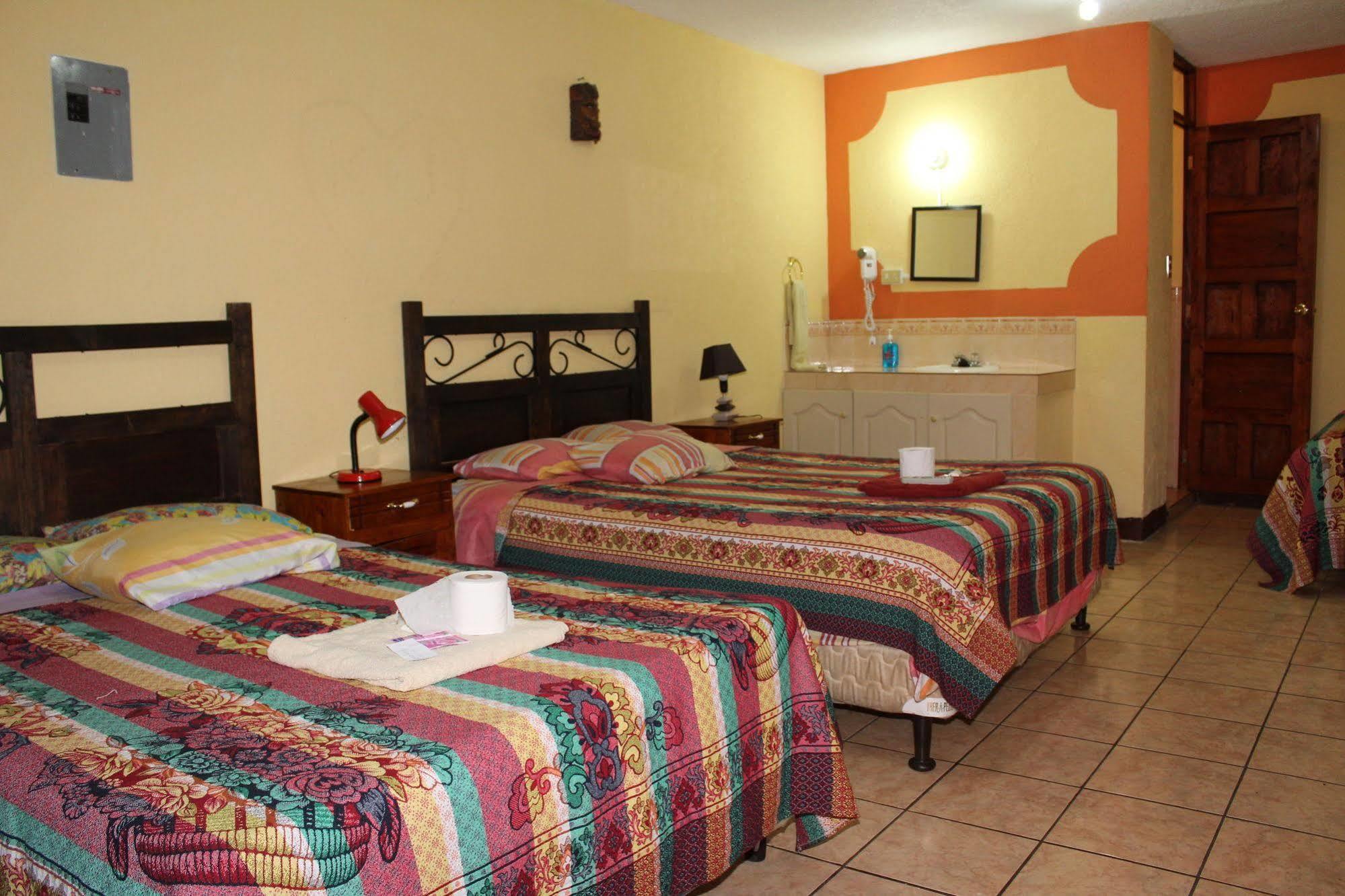 Hotel Kasa Kamelot Quetzaltenango Exteriér fotografie