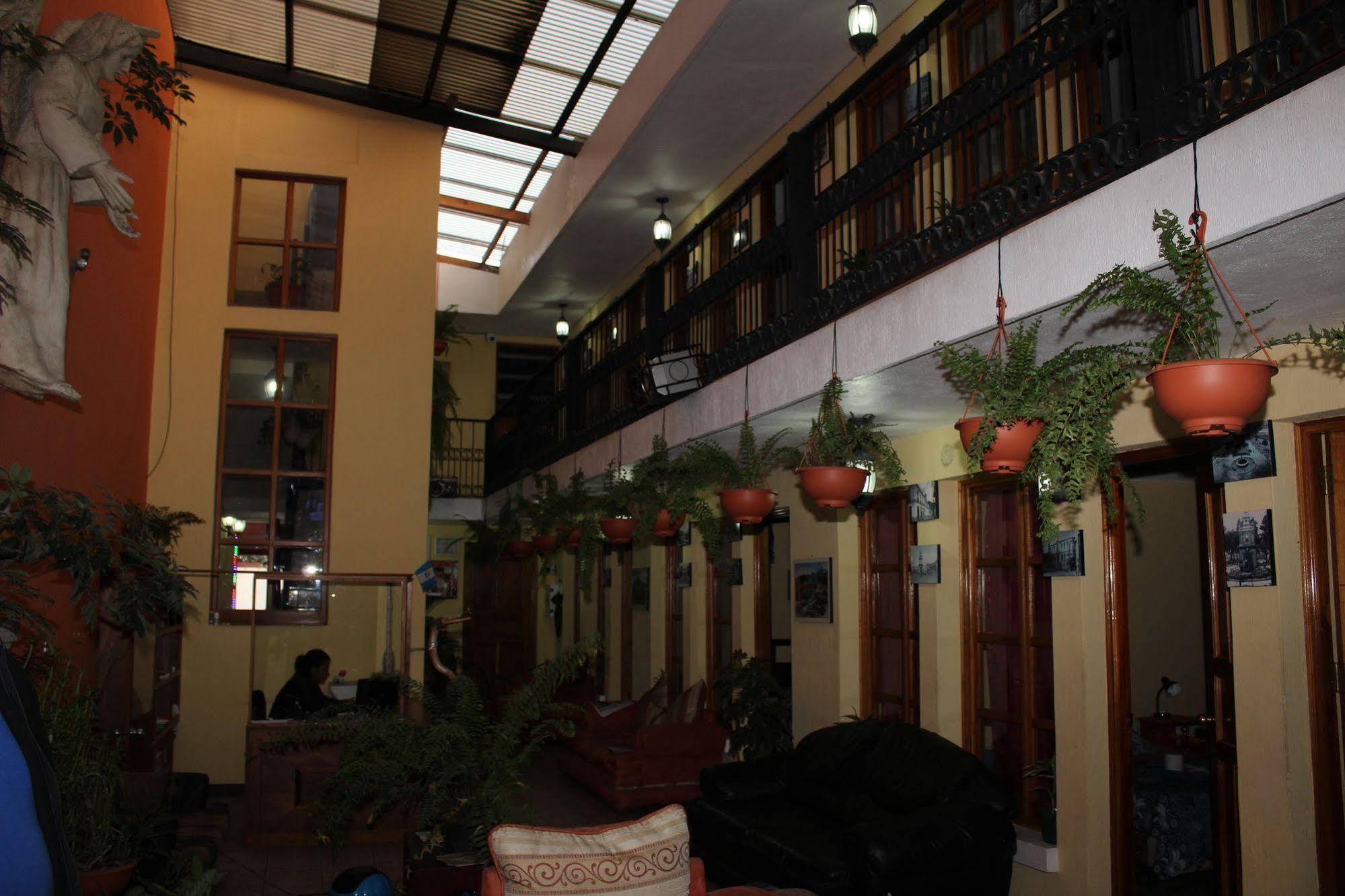 Hotel Kasa Kamelot Quetzaltenango Exteriér fotografie