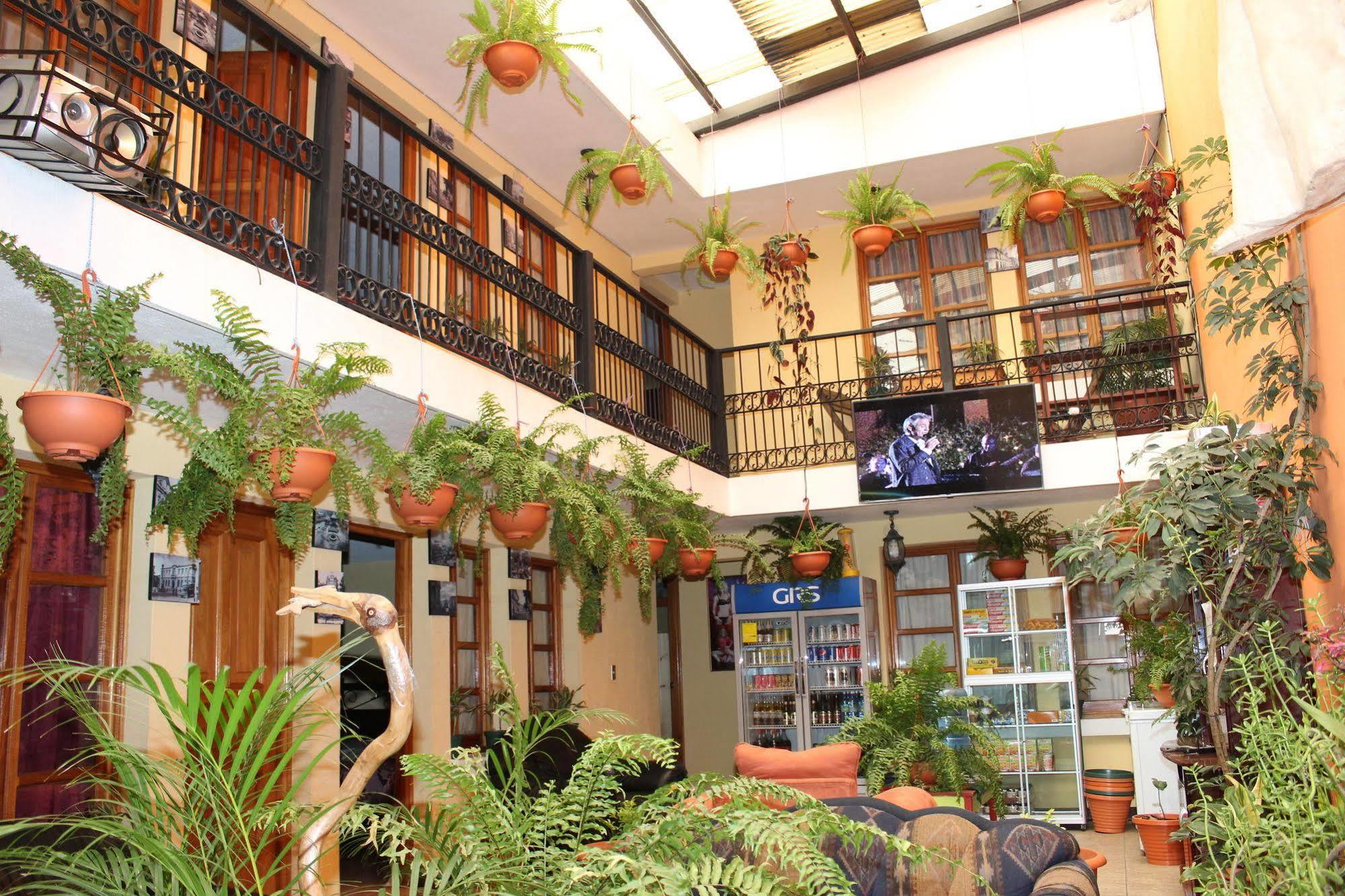 Hotel Kasa Kamelot Quetzaltenango Exteriér fotografie